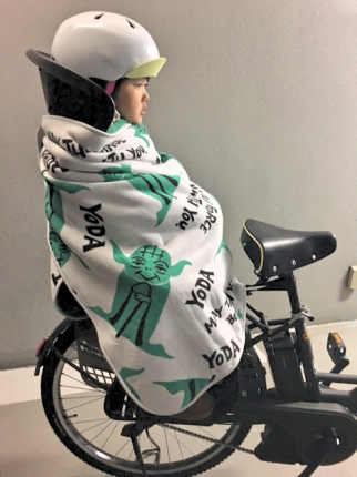 真似して正解 自転車のチャイルドシートに ２wayフリースブランケット ユニクロ Cheers Mama チアーズ ママ チアママ