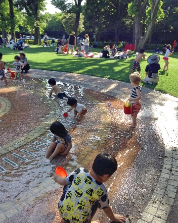 小さい子でも思い切り水遊びできる 目白台運動公園 東京 文京区 Cheers Mama チアーズ ママ チアママ