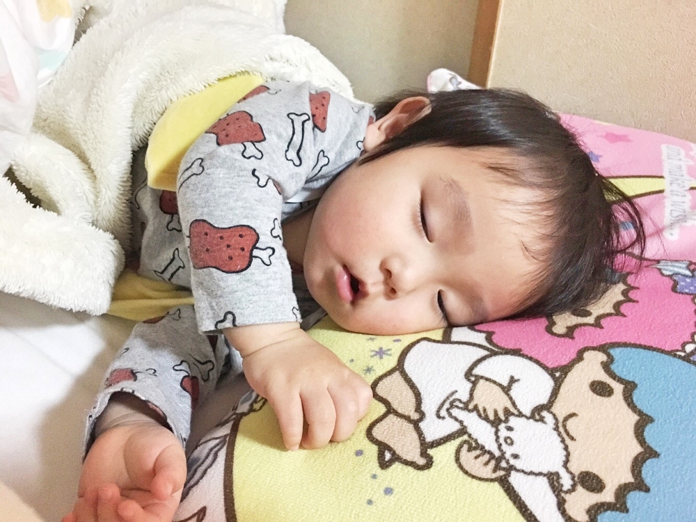発熱時に効果的にわきを冷やしてくれる ちょいパットアイス Cheers Mama チアーズ ママ チアママ 発熱時に効果的にわきを冷やしてくれる ちょいパットアイス Cheers Mama チアーズ ママ チアママ